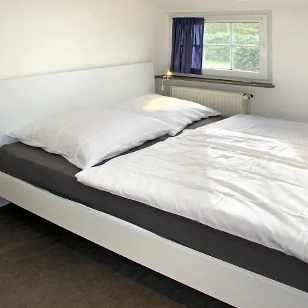 Haus Stapel 100s
